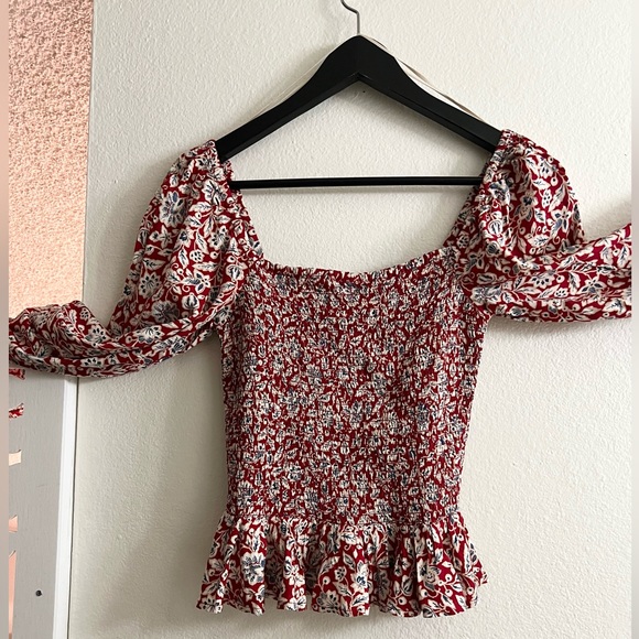 Patrons of Peace cropped blouse with poofy sleeves, smocking, and peplum. XS - Picture 4 of 8